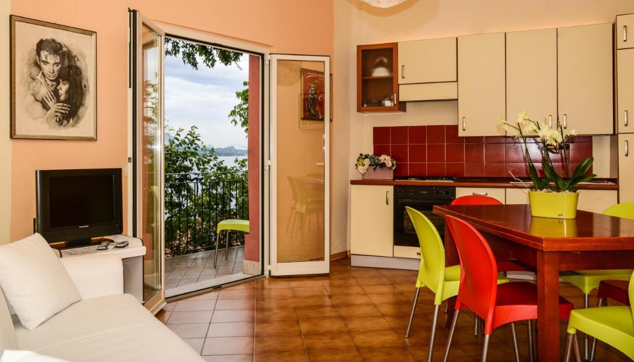 Villa Garuti Village Padenghe sul Garda Exterior foto