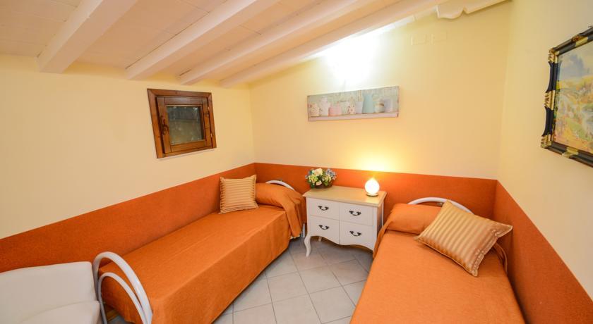 Villa Garuti Village Padenghe sul Garda Zimmer foto