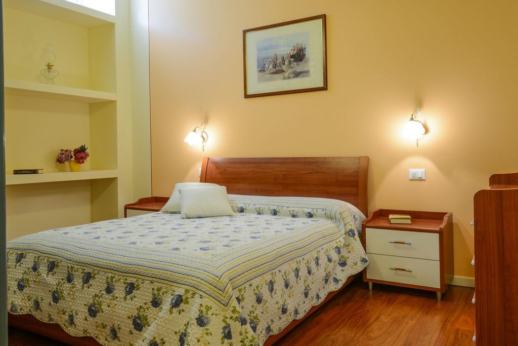 Villa Garuti Village Padenghe sul Garda Exterior foto