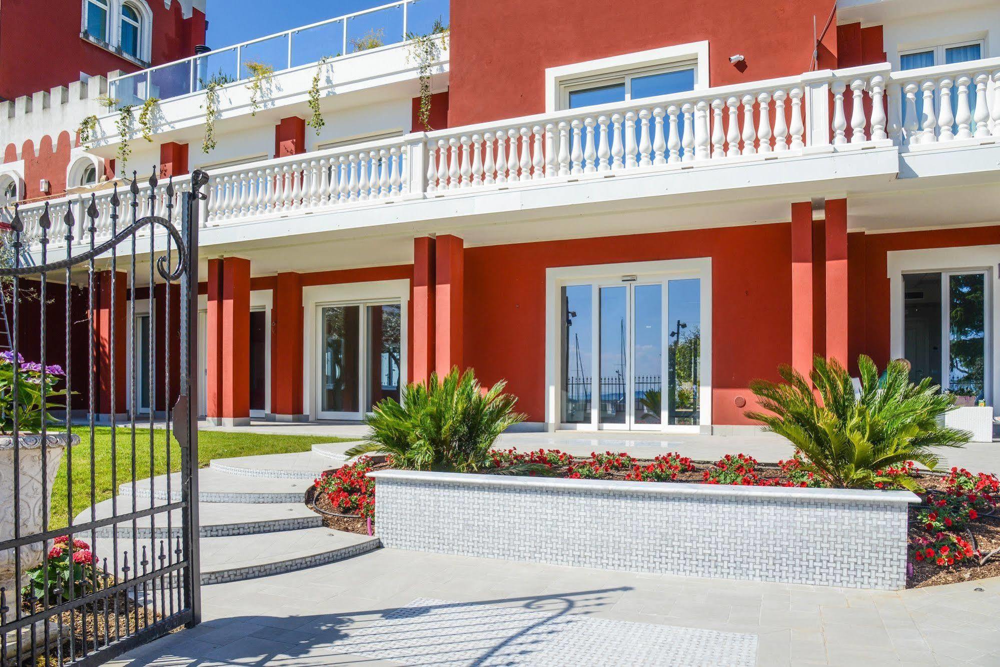 Villa Garuti Village Padenghe sul Garda Exterior foto